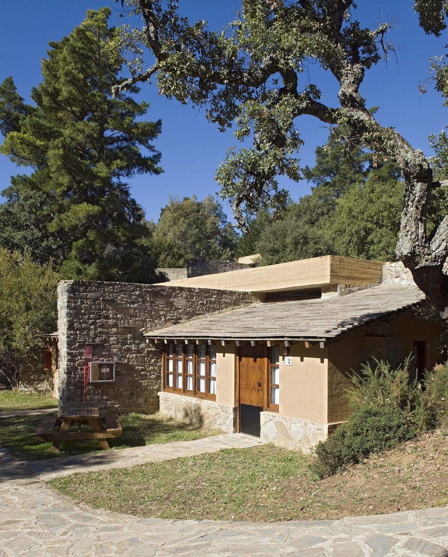 Albergue Inturjoven Cortes De La Frontera Luaran gambar